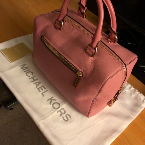 NWOT Michael Kors Satchel - Picture 3 of 6
